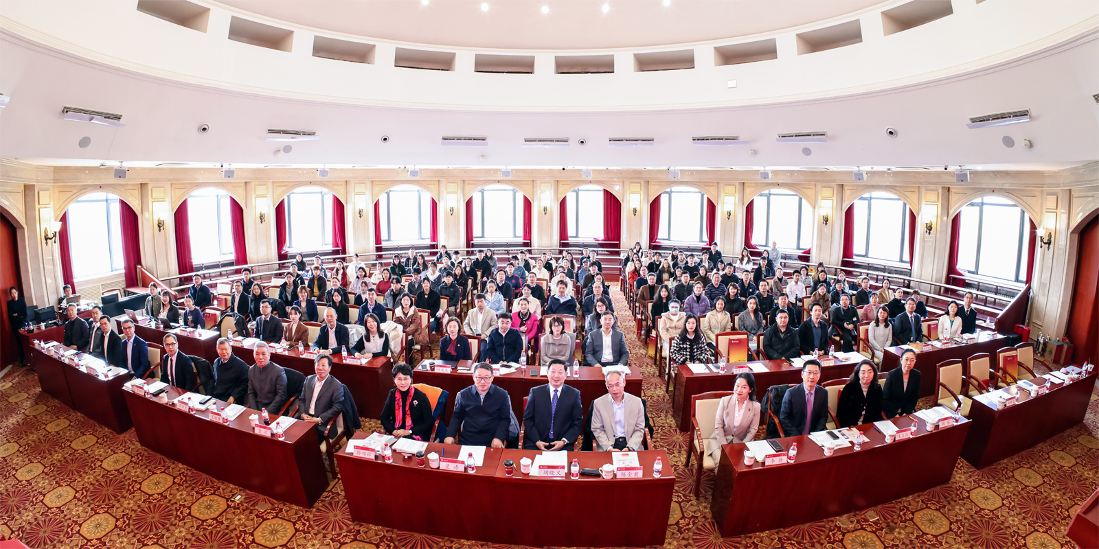 编辑后:图1 会场全景.jpg